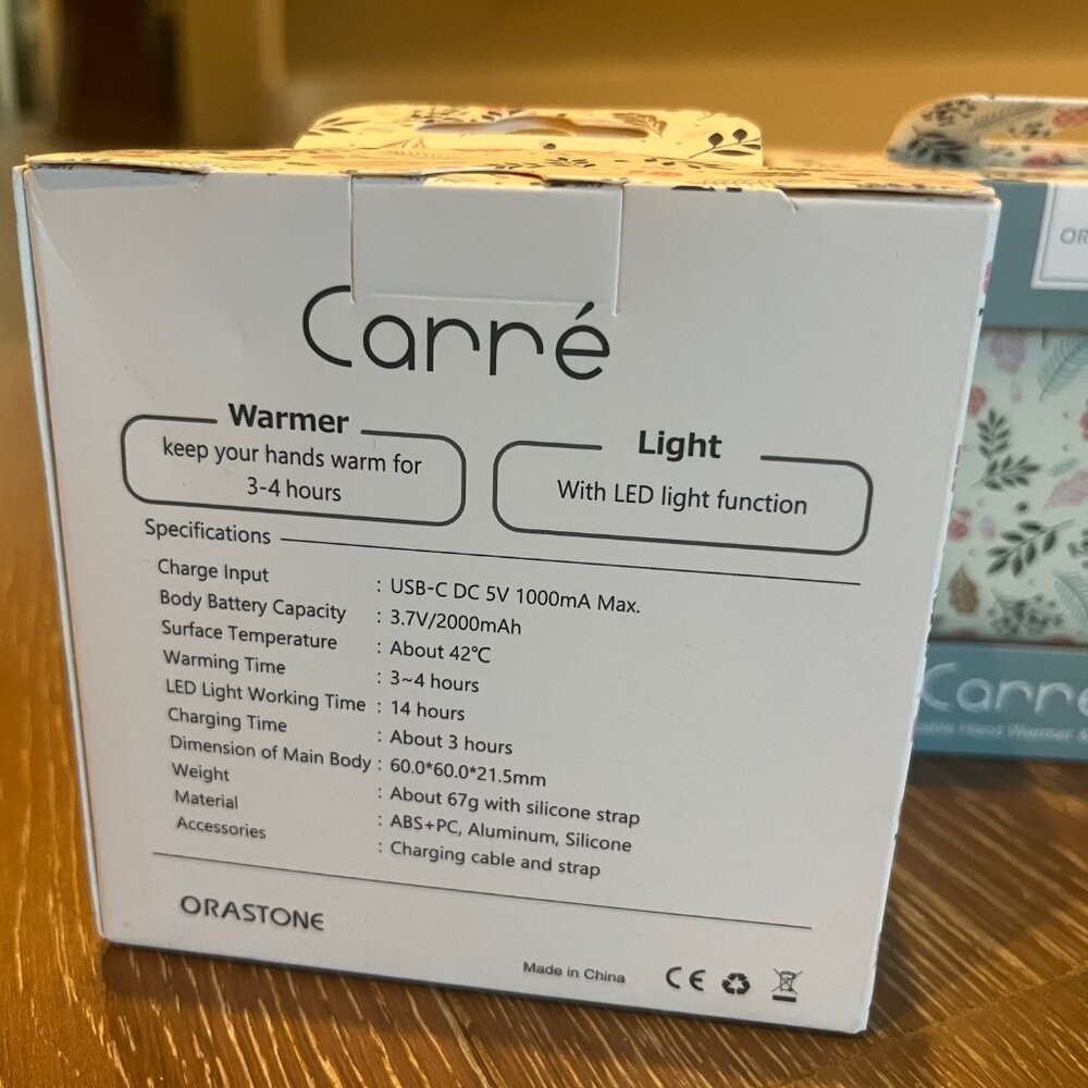 Set of 2 Carre Portable Rechargeable Hand Warmers with LED Light - Picture 2 of 5